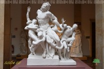 Figurengruppen zeigen, wie antike Bildhauer Bewegung und Beziehungen gestalteten. (Bild: Stefan Siedler)